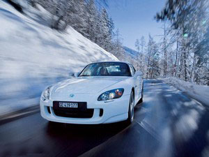 S2000